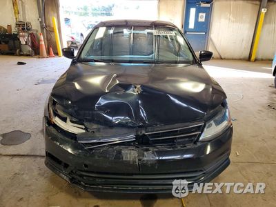 Piąte zdjęcie samochodu w środku: 2017 VOLKSWAGEN JETTA S VIN:3VW2B7AJ5HM273119 - miniatura