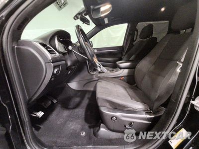 Zdjęcie 7 z 13 samochodu: 2019 JEEP GRAND CHEROKEE LAREDO VIN:1C4RJEAG7KC732432 - miniatura
