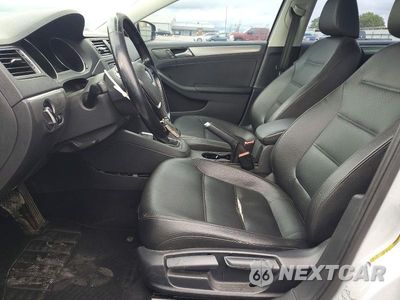 Zdjęcie 7 z 12 samochodu: 2017 VOLKSWAGEN JETTA SE VIN:3VWDB7AJ7HM382139 - miniatura