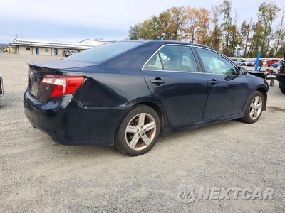 Trzecie zdjęcie samochodu z tyłu: 2014 TOYOTA CAMRY SE VIN:4T1BF1FKXEU759899 - miniatura