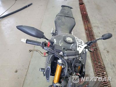 Piąte zdjęcie samochodu w środku: 2014 YAMAHA FZ09 VIN:JYARN33E1EA000622 - miniatura