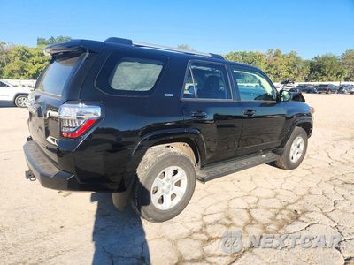 Trzecie zdjęcie samochodu z tyłu: 2023 TOYOTA 4RUNNER SR5 VIN:JTEMU5JR5P6139852 - miniatura