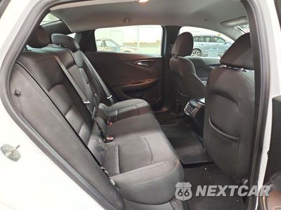 Zdjęcie 10 z 12 samochodu: 2020 CHEVROLET MALIBU LT VIN:1G1ZD5ST2LF008210 - miniatura