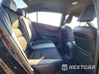 Zdjęcie 10 z 13 samochodu: 2016 HONDA ACCORD SPORT VIN:1HGCR2F57GA085765 - miniatura