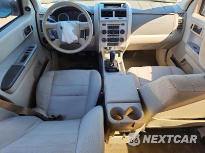 Zdjęcie 8 z 13 samochodu: 2012 FORD ESCAPE XLT VIN:1FMCU9DG4CKB63154 - miniatura