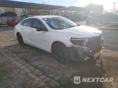 Czwarte zdjęcie samochodu z boku: 2018 CHEVROLET MALIBU LT VIN:1G1ZD5ST2JF275263 - miniatura