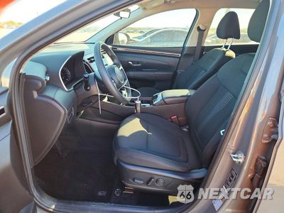 Zdjęcie 7 z 13 samochodu: 2024 HYUNDAI TUCSON SEL VIN:5NMJB3DE5RH366121 - miniatura