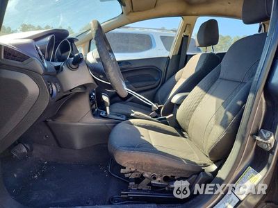 Zdjęcie 7 z 12 samochodu: 2019 FORD FIESTA SE VIN:3FADP4EJ8KM126201 - miniatura