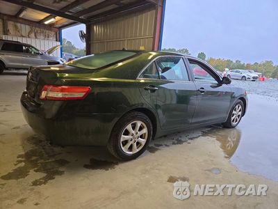 Trzecie zdjęcie samochodu z tyłu: 2011 TOYOTA CAMRY LE VIN:4T1BF3EK2BU681482 - miniatura