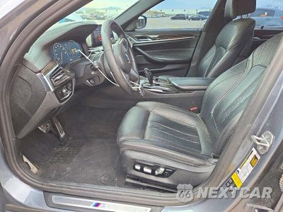 Zdjęcie 7 z 12 samochodu: 2019 BMW 540 XI VIN:WBAJE7C5XKWW14945 - miniatura