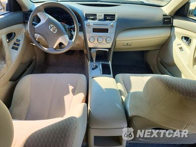 Zdjęcie 8 z 12 samochodu: 2010 TOYOTA CAMRY LE VIN:4T1BF3EK6AU006362 - miniatura