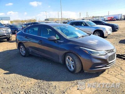 Czwarte zdjęcie samochodu z boku: 2016 CHEVROLET CRUZE LT VIN:1G1BE5SM2G7263334 - miniatura