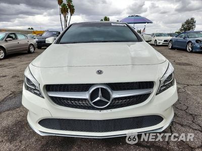 Piąte zdjęcie samochodu w środku: 2018 MERCEDES-BENZ CLA 250 4MATIC VIN:WDDSJ4GBXJN557299 - miniatura