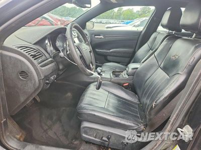 Zdjęcie 7 z 12 samochodu: 2012 CHRYSLER 300 S VIN:2C3CCABG4CH289599 - miniatura