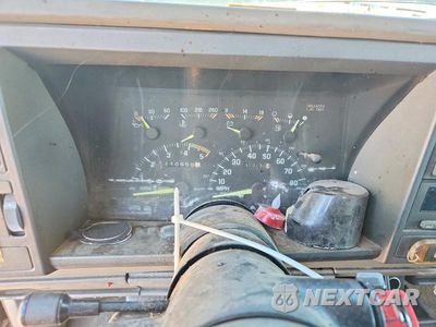 Zdjęcie 9 z 12 samochodu: 1993 GMC SIERRA 150 VIN:2GTEC19Z9P1525531 - miniatura