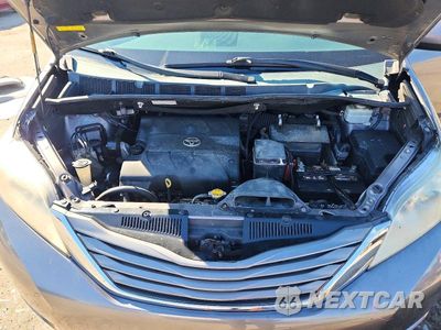 Zdjęcie 12 z 13 samochodu: 2014 TOYOTA SIENNA XLE 8-PASSENGER VIN:5TDYK3DC5ES454543 - miniatura
