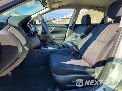 Zdjęcie 7 z 12 samochodu: 2016 NISSAN ALTIMA 2.5 S VIN:1N4AL3AP4GN391259 - miniatura