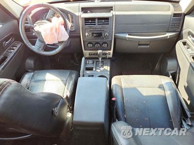 Zdjęcie 8 z 13 samochodu: 2012 JEEP LIBERTY SPORT VIN:1C4PJMAK2CW162748 - miniatura