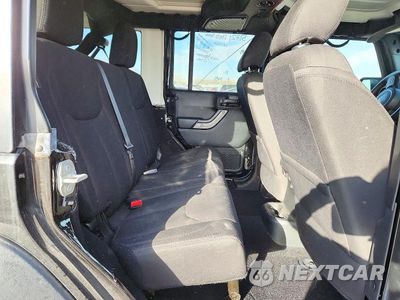 Zdjęcie 10 z 13 samochodu: 2017 JEEP WRANGLER UNLIMITED SPORT VIN:1C4BJWDG2HL574237 - miniatura
