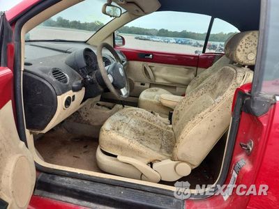 Zdjęcie 7 z 12 samochodu: 2006 VOLKSWAGEN NEW BEETLE CONVERTIBLE VIN:3VWPF31Y46M311890 - miniatura