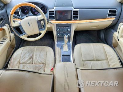 Zdjęcie 8 z 12 samochodu: 2012 LINCOLN MKZ VIN:3LNHL2GC0CR811223 - miniatura
