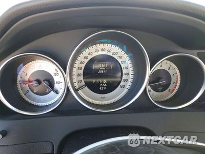 Zdjęcie 9 z 12 samochodu: 2013 MERCEDES-BENZ C 250 VIN:WDDGF4HB5DA836600 - miniatura