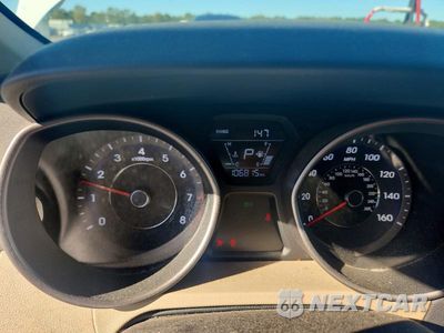 Zdjęcie 9 z 12 samochodu: 2015 HYUNDAI ELANTRA SE VIN:5NPDH4AE3FH571358 - miniatura