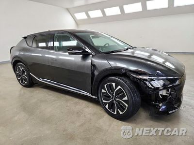 Czwarte zdjęcie samochodu z boku: 2023 KIA EV6 WIND VIN:KNDC34LAXP5602207 - miniatura
