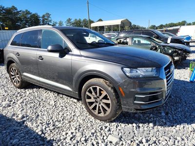 Czwarte zdjęcie samochodu z boku: 2019 AUDI Q7 PREMIUM PLUS VIN:WA1LAAF78KD002444 - miniatura