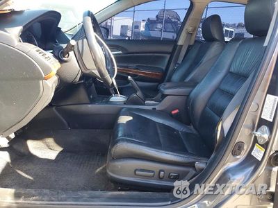 Zdjęcie 7 z 13 samochodu: 2011 HONDA ACCORD EXL VIN:1HGCP3F82BA012446 - miniatura