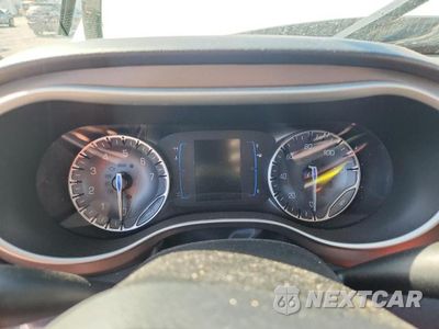 Zdjęcie 9 z 13 samochodu: 2021 CHRYSLER VOYAGER L VIN:2C4RC1AG0MR560421 - miniatura