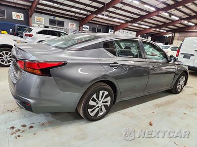 Trzecie zdjęcie samochodu z tyłu: 2022 NISSAN ALTIMA S VIN:1N4BL4BV4NN372697 - miniatura