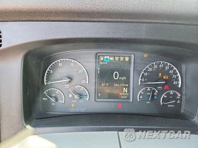 Zdjęcie 9 z 14 samochodu: 2022 FREIGHTLINER CASCADIA 116 SEMI TRUCK VIN:3AKJHPDV6NSLH0847 - miniatura
