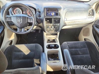 Zdjęcie 8 z 12 samochodu: 2014 DODGE GRAND CARAVAN SXT VIN:2C4RDGCGXER347717 - miniatura