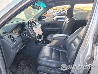 Zdjęcie 7 z 13 samochodu: 2006 HONDA PILOT EX VIN:2HKYF18606H556742 - miniatura
