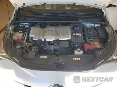 Zdjęcie 11 z 12 samochodu: 2017 TOYOTA PRIUS FOUR VIN:JTDKARFU8H3034492 - miniatura