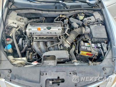 Zdjęcie 11 z 12 samochodu: 2008 HONDA ACCORD LX VIN:JHMCP26388C061644 - miniatura