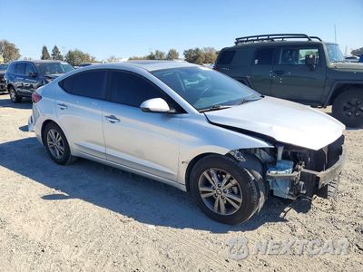 Czwarte zdjęcie samochodu z boku: 2018 HYUNDAI ELANTRA VALUE EDITION VIN:KMHD84LF3JU520491 - miniatura