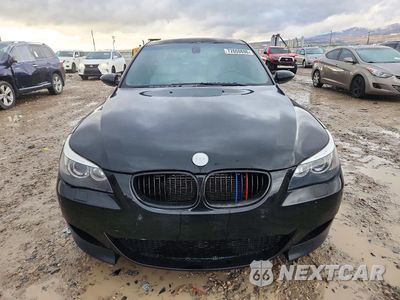 Piąte zdjęcie samochodu w środku: 2006 BMW M5 VIN:WBSNB93556B581903 - miniatura