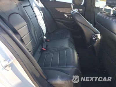 Zdjęcie 10 z 12 samochodu: 2016 MERCEDES-BENZ C 300 4MATIC VIN:55SWF4KB7GU144427 - miniatura