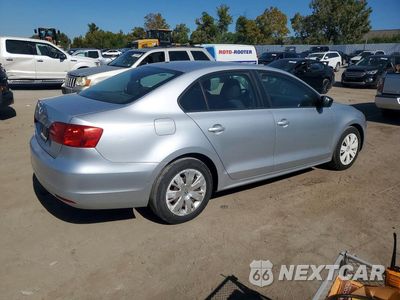 Trzecie zdjęcie samochodu z tyłu: 2012 VOLKSWAGEN JETTA BASE VIN:3VW1K7AJ1CM353280 - miniatura