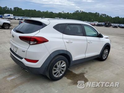 Trzecie zdjęcie samochodu z tyłu: 2016 HYUNDAI TUCSON ECO VIN:KM8J33A23GU235388 - miniatura
