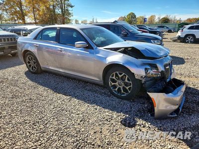 Czwarte zdjęcie samochodu z boku: 2018 CHRYSLER 300 S VIN:2C3CCAGG0JH296555 - miniatura