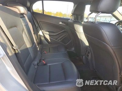 Zdjęcie 11 z 13 samochodu: 2017 MERCEDES-BENZ GLA 250 4MATIC VIN:WDCTG4GBXHJ359332 - miniatura