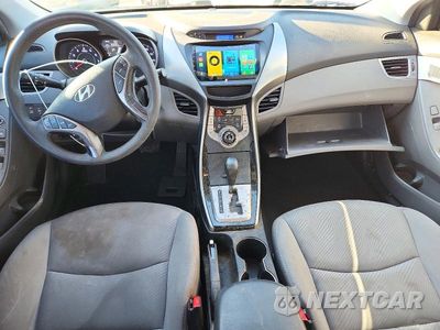 Zdjęcie 8 z 12 samochodu: 2013 HYUNDAI ELANTRA GLS VIN:5NPDH4AE8DH326732 - miniatura