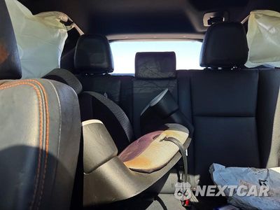 Zdjęcie 10 z 13 samochodu: 2017 TOYOTA RAV4 SE VIN:JTMJFREV8HJ123546 - miniatura