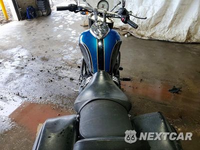 Zdjęcie 6 z 9 samochodu: 2005 TRIUMPH MOTORCYCLE SPEED MASTER VIN:SMT915RN65J228331 - miniatura