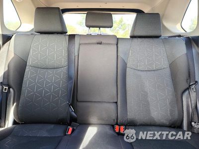 Zdjęcie 10 z 13 samochodu: 2025 TOYOTA RAV4 XLE VIN:2T3P1RFV4SW615216 - miniatura