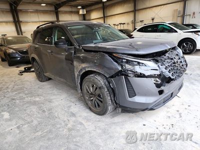 Czwarte zdjęcie samochodu z boku: 2026 NISSAN PATHFINDER SV VIN:5N1DR3BE1TC233188 - miniatura