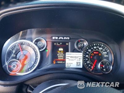 Zdjęcie 9 z 12 samochodu: 2021 RAM 1500 BIG HORN/LONE STAR VIN:1C6SRFBT9MN645836 - miniatura